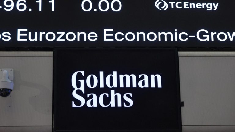 Goldman Sachs brings $100 billion Treasury fund into crypto’s institutional plumbing Goldman Sachs brings $100 billion Treasury fund into crypto’s institutional plumbing